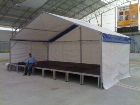 Reference - dodávka mobilního pódia